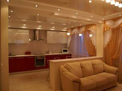 Интерьер кухни совмещенной с гостиной.