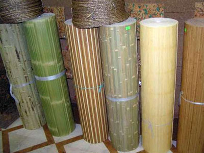 Буковые обои в интерьере квартиры.